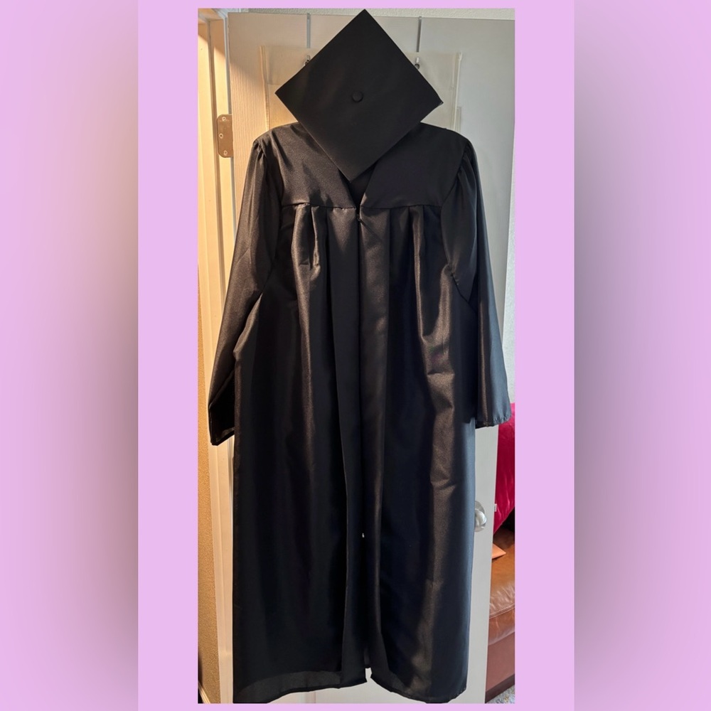 Black Unisex Graduation Cap and Gown Set